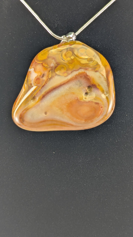 Bahia Agate Pendant