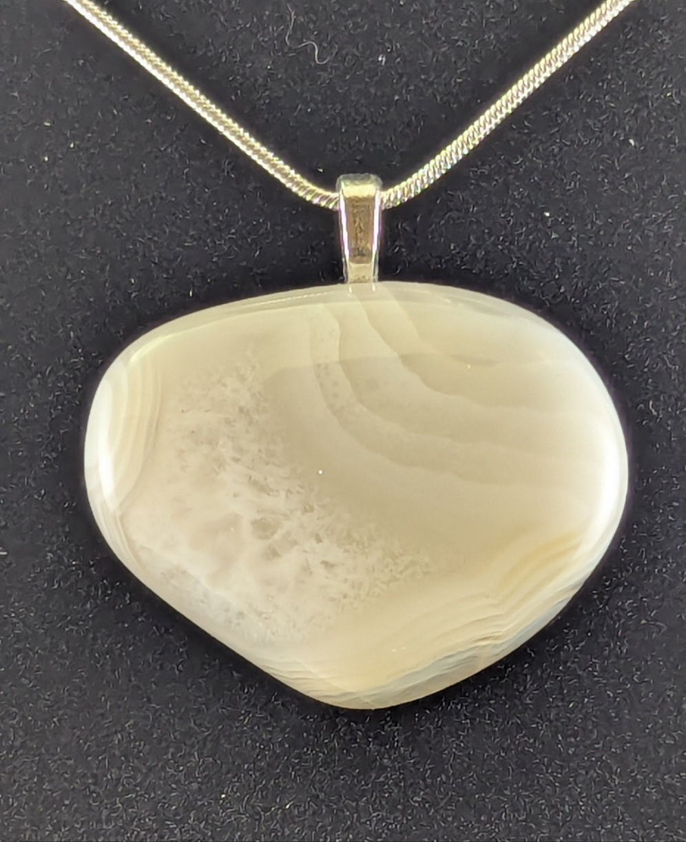 Cloudy Agate Pendant