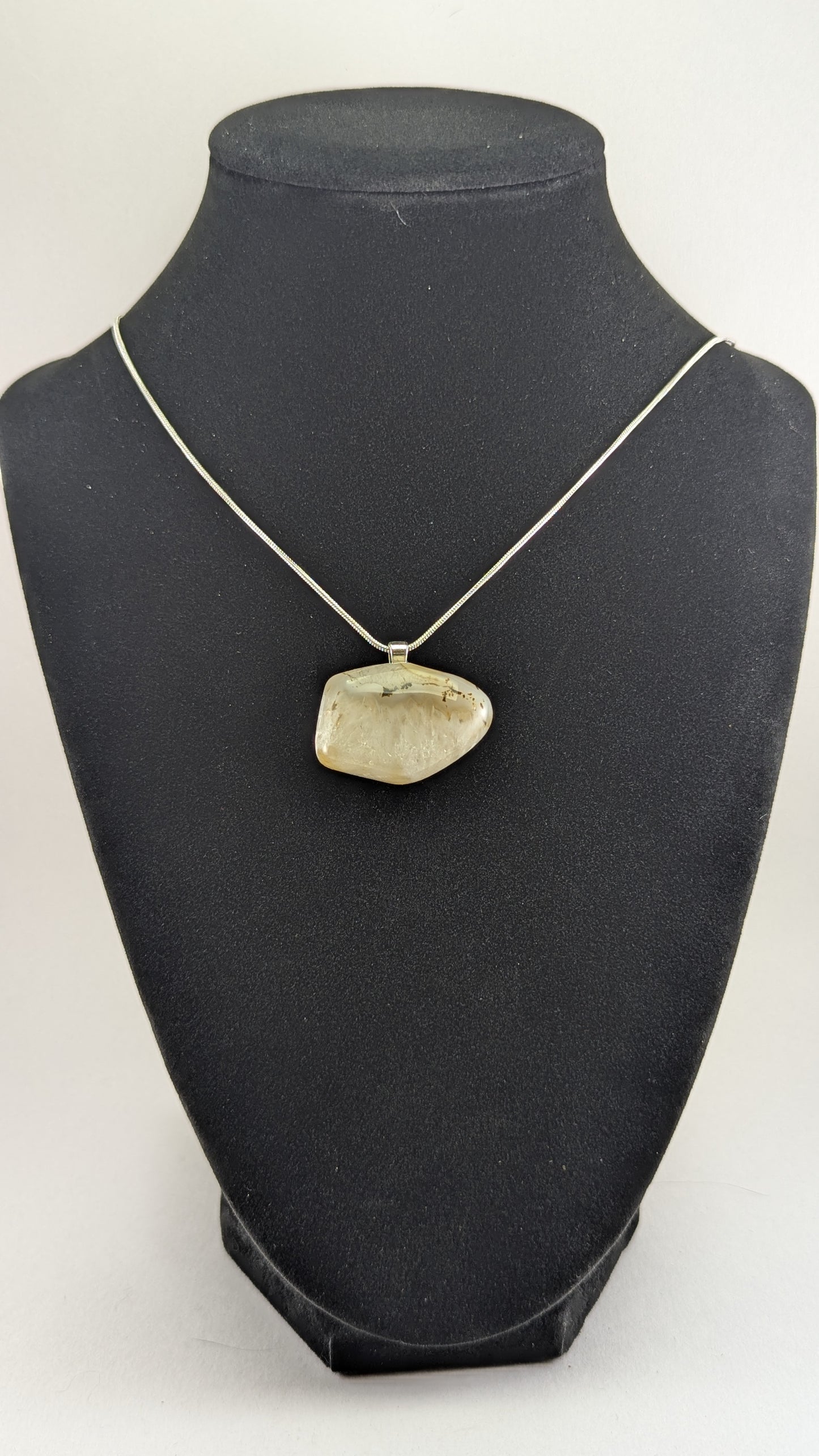 Cloudy Agate Pendant