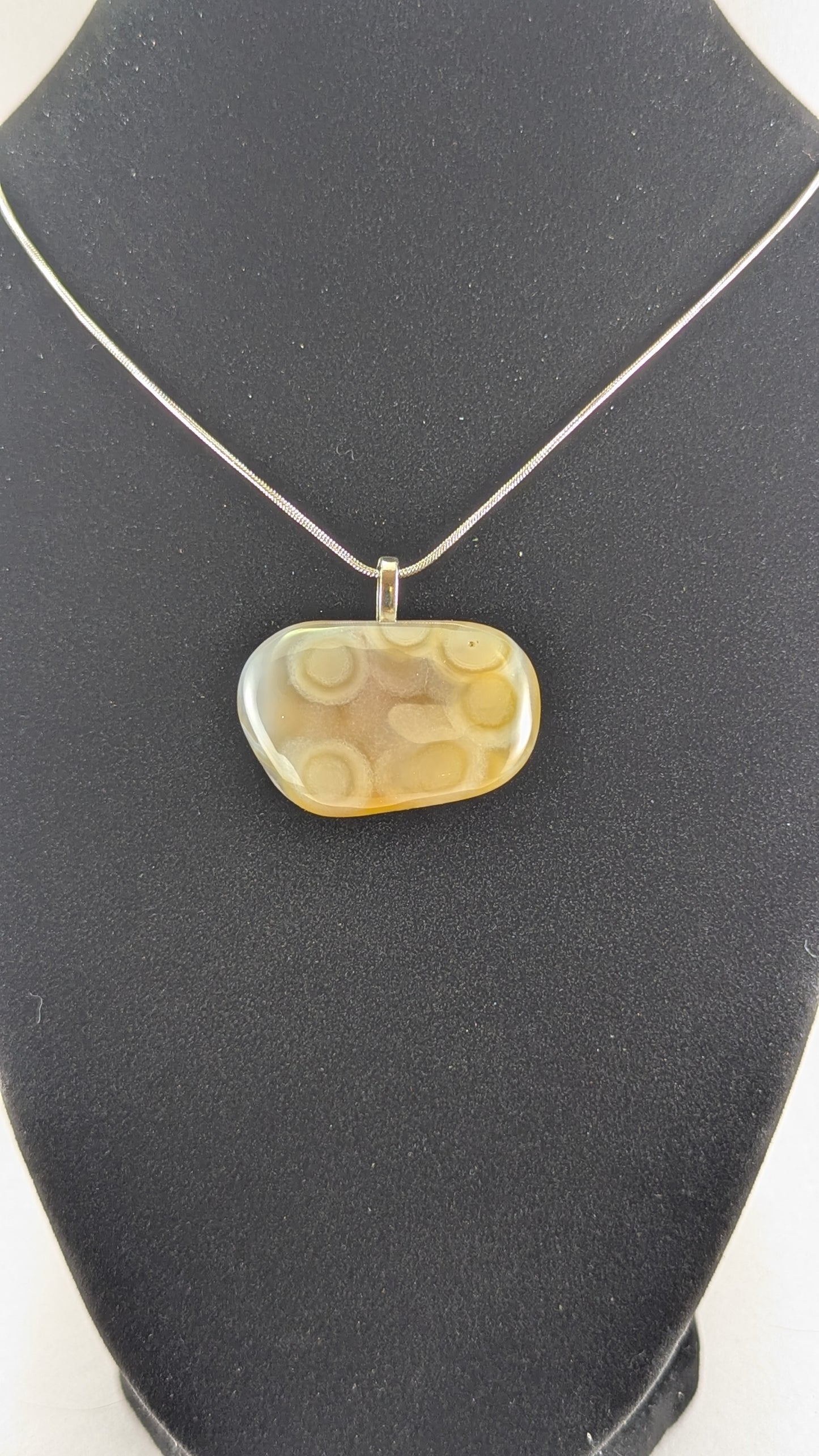 Cloudy Eye Agate Pendant