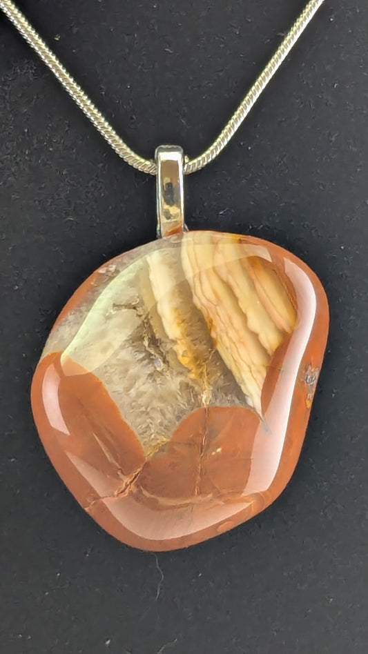 Carnelian Quartz Agate Pendant