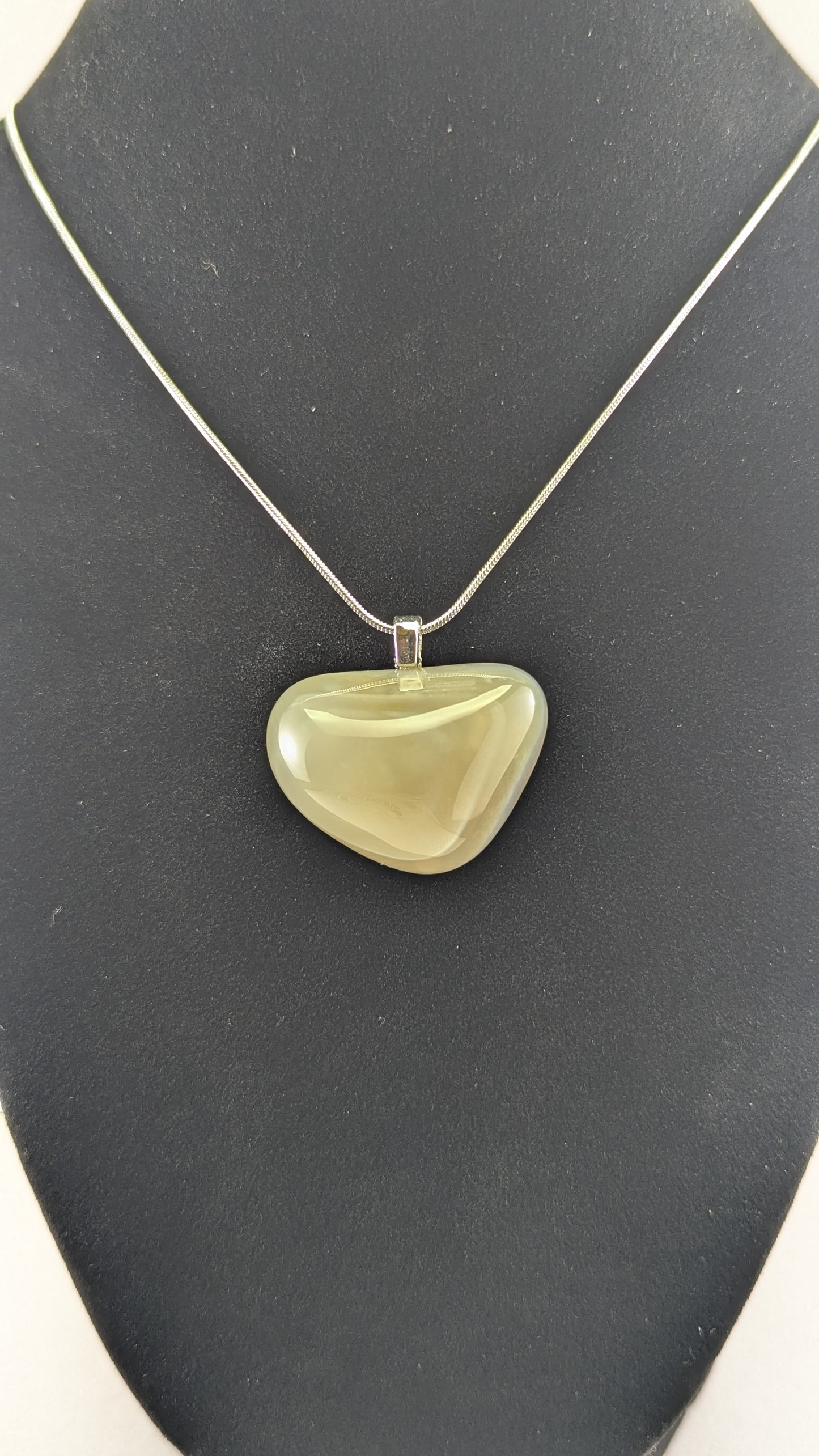 Cloudy Agate Pendant