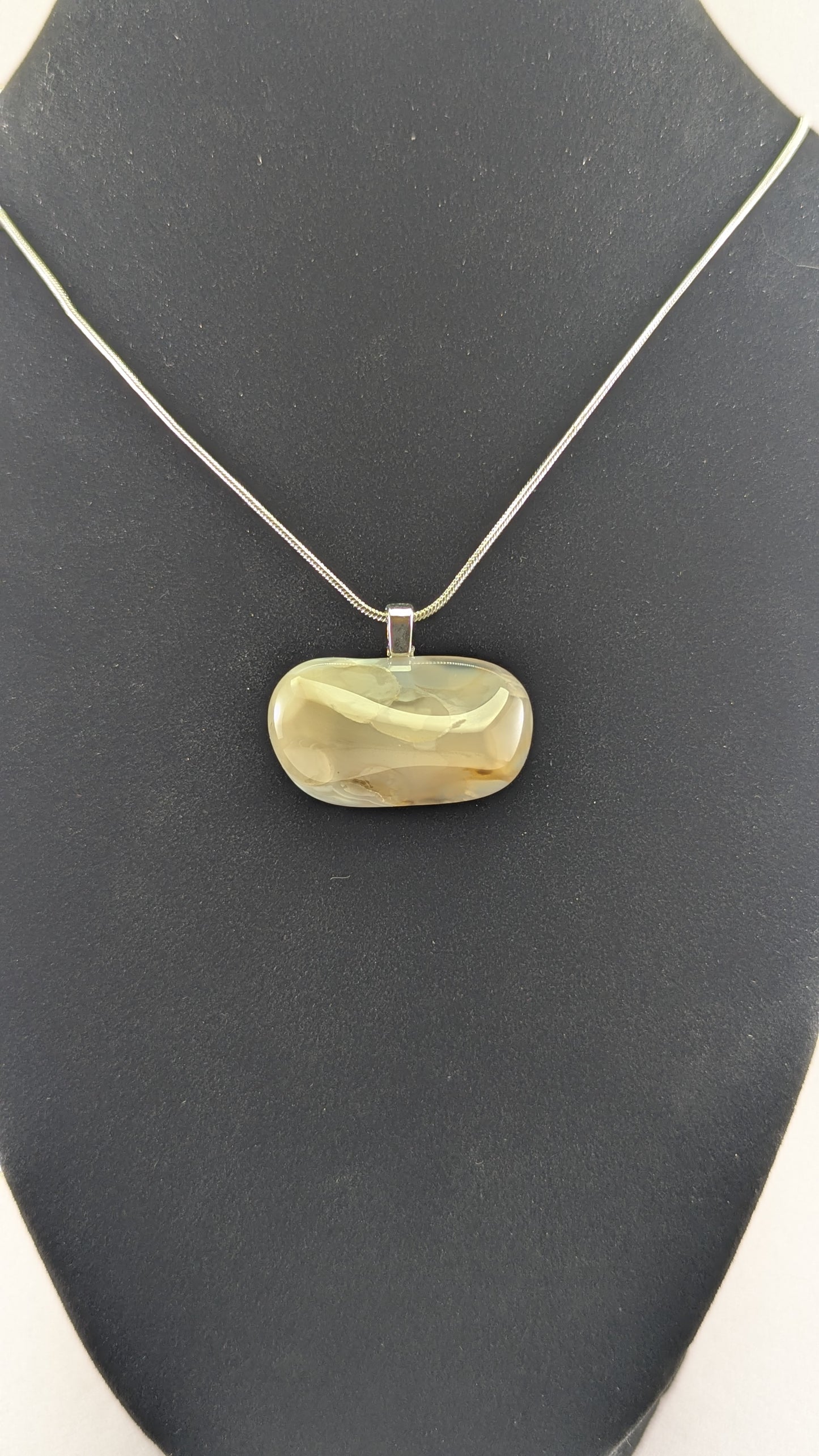 Cloudy Agate Pendant